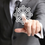 Antônio Fernando Ribeiro Pereira discute por que a liderança distribuída é essencial frente ao fracasso do comando centralizado na inovação.