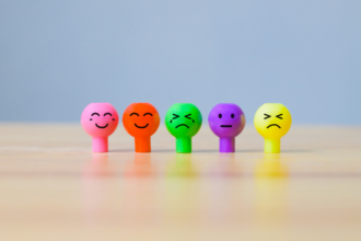 Bruno Garcia Redondo apresenta cinco passos práticos para desenvolver a inteligência emocional e transformar suas relações diárias.