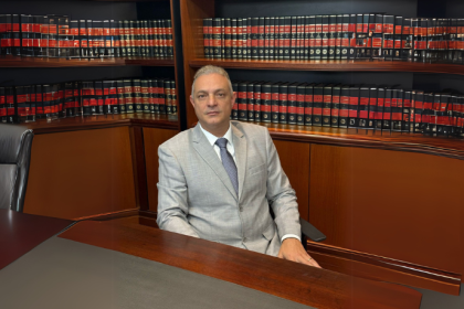 Leonardo Manzan detalha os impactos da reforma sobre planos de saúde, clínicas e hospitais privados.