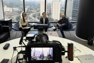 Ian Cunha explica como equipamentos inteligentes estão impulsionando os esportes de alto rendimento por meio de tecnologia, monitoramento de desempenho e inovação.